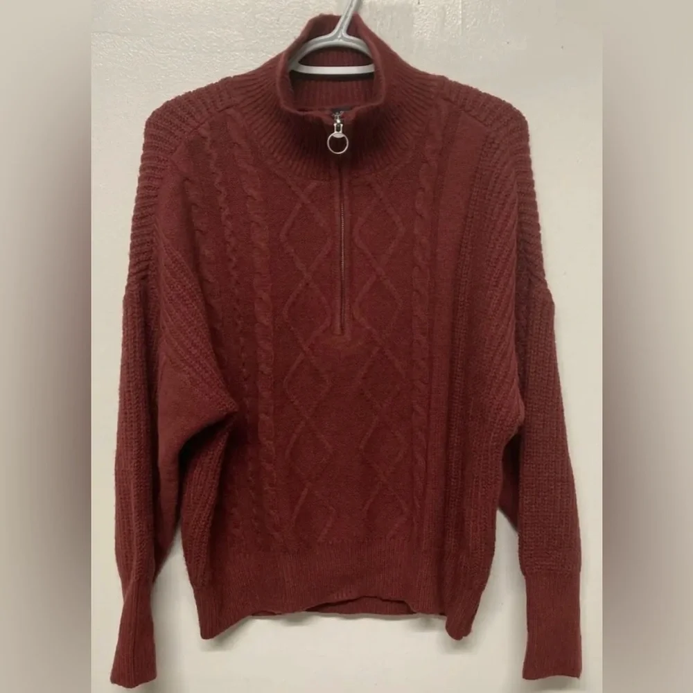 New! Flag & Anthem Womens Sweater Half Zip Pullover Red Medium Long Sleeve - Picture 3 of 12